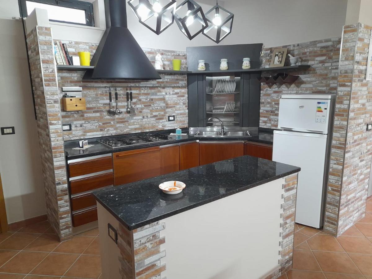 Casa Vacanze A 2 Minuti Dal Mare Avola Exterior foto